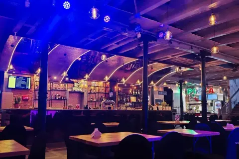 Gdzie zjeść w Radomiu? Od tanich barów po eleganckie restauracje!