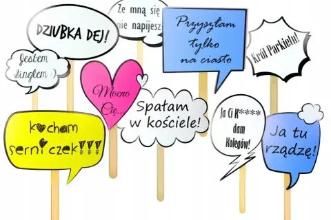 Zabawne gadżety z napisami: "Jestem singlem", "Kocham serniczek", "Spatam w kościele", "Król Parkietu". Ciekawe teksty do fotoksiążki na imprezy.