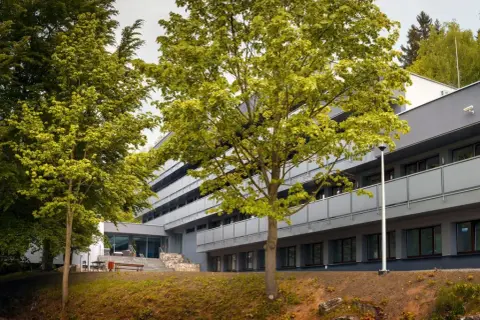 Opinie o sanatorium Lotnik w Lądku-Zdroju: co naprawdę myślą pacjenci?