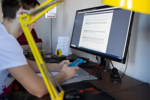 Czy nauka zdalna wróci do szkół? Oficjalne stanowisko MEiN
