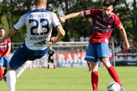 Kotwica Kołobrzeg – w jakiej lidze gra obecnie i co to oznacza?