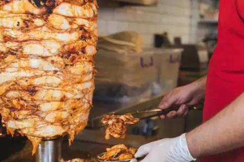 Kebab to fast food? Prawda o kaloriach i zdrowym wyborze