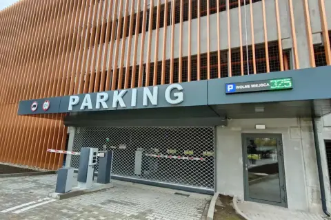 Kołobrzeg gdzie parkować za darmo - uniknij wysokich opłat parkingowych