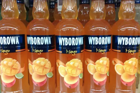 Wyjątkowe drinki z wódką mango, które zachwycą twoje podniebienie