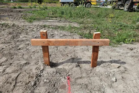 Oś budynku co to jest i dlaczego jest kluczowa dla konstrukcji