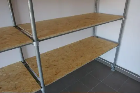 Jak zrobić regał z rurek hydraulicznych - proste kroki i porady