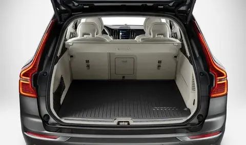 Jakie są wymiary bagażnika Volvo XC60? Opinie i recenzje przestrzeni