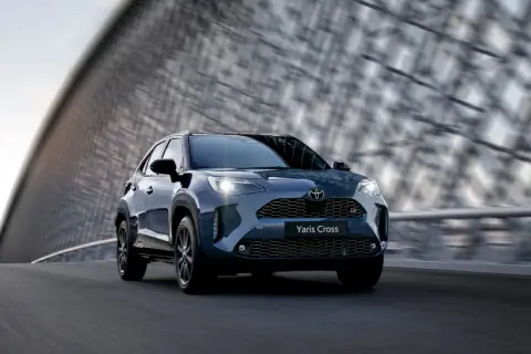Nowa Toyota: Ile naprawdę kosztuje? Cennik, wyposażenie, finanse.