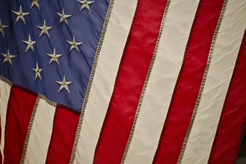 Weterynarz w USA: Zarobki, koszty, nostryfikacja. Czy warto?