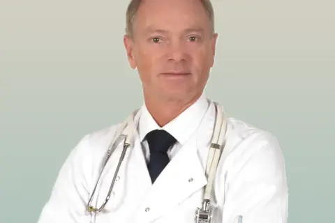 Urolog czy nefrolog – jak wybrać odpowiedniego specjalistę dla siebie?