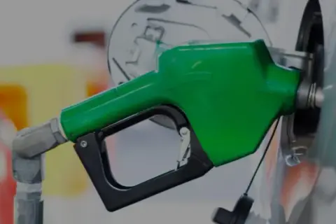 Hybryda czy diesel: Która opcja jest lepsza dla Twoich potrzeb?