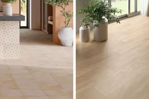 Un coin cuisine avec un revêtement carrelage mural décoratif et un sol en carrelage beige. À droite, un sol imitation bois clair.