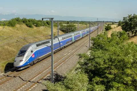 Najlepsza trasa do Pragi: uniknij korków i wybierz najlepszy środek transportu