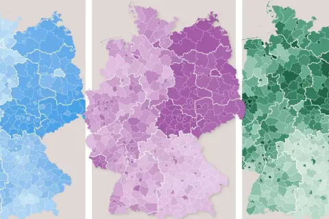 Drei Karten von Deutschland, farblich abgestuft von blau über lila zu grün. Sie zeigen Unterschiede zwischen Ost und Westdeutschland.