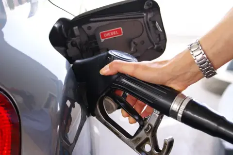 Czy diesel pojedzie na benzynie? Prawda o silnikach i paliwie