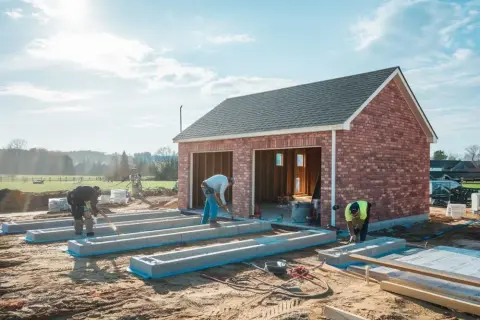 Jaki fundament pod garaż murowany? Wybierz najlepsze rozwiązanie dla siebie