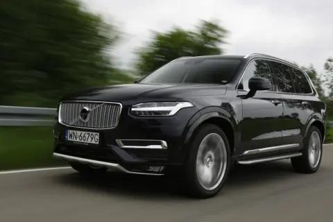 Volvo XC90 II: Jaki silnik wybrać? Ekspert radzi, byś nie żałował!