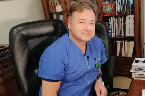 Urolog dr Wrona: Gdzie przyjmuje? Adresy, NFZ, prywatnie
