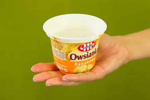 Ile kalorii ma owsianka z bananem? Sprawdź, co wpływa na kaloryczność