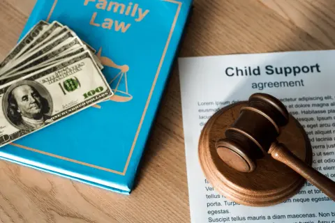 Alimenty od męża dla żony bez rozwodu - jak je uzyskać legalnie?