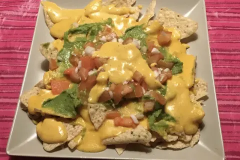 Nachos Caseros: Receta Definitiva y Salsas para Sorprender