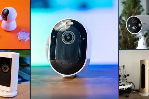 Collection de caméras intelligentes : une caméra rotative blanche, une caméra de sécurité Ring, une caméra extérieure Tapo et une caméra Netatmo dorée.