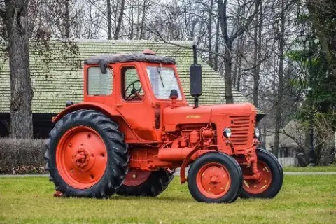 Gdzie jest filtr hydrauliki w MTZ 82? Odkryj jego lokalizację i wymianę