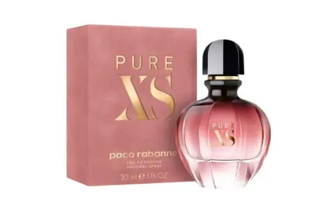 Perfum Paco Rabanne Pure XS Femme, w różowym opakowaniu i flakonie z gradientem, symbol luksusu i zmysłowości.