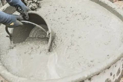 Ile betonu z betoniarki? Dokładne obliczenia i proporcje B20