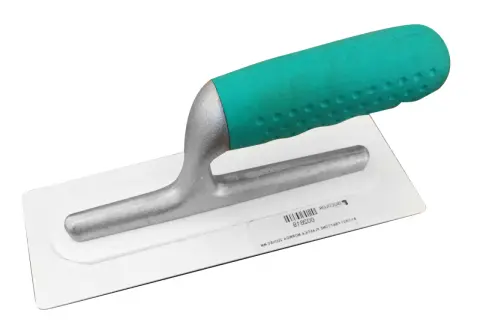 Frattone con manico ergonomico in plastica verde, ideale per stendere intonaci e malte.