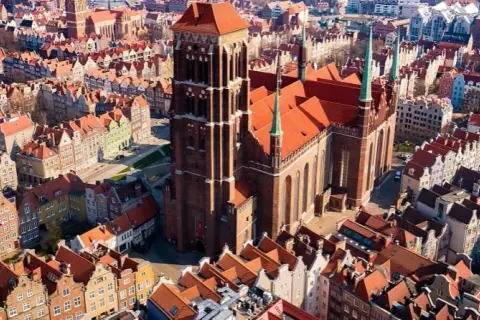Gdzie lata Wizz Air z Gdańska? Sprawdź tanie kierunki podróży