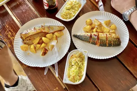 Ustronie Morskie: Gdzie zjeść? Odkryj TOP miejsca na każdą okazję