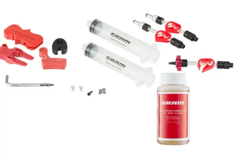 Kit pour purge liquide de frein SRAM : seringues, adaptateurs, clé Allen et flacon de DOT 5.1.