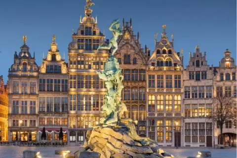 Gdzie leży Antwerpia? Odkryj jej kluczową lokalizację w Belgii