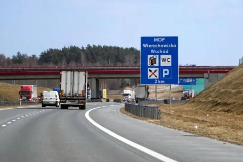 Co to jest mop na autostradzie? Poznaj kluczowe informacje o MOP-ach