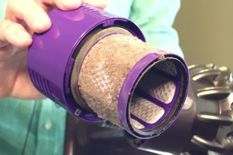 Jak czyscić filtr Dyson Airwrap, aby uniknąć problemów z urządzeniem