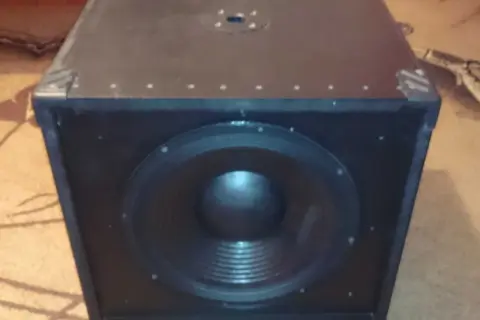 Subwoofer aktywny estradowy olx – jak znaleźć najlepsze oferty?