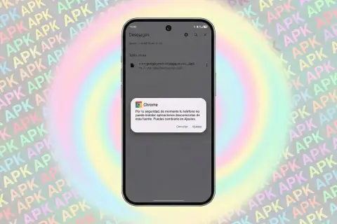 Pantalla de móvil mostrando un mensaje de Chrome sobre cómo instalar apk en Android.