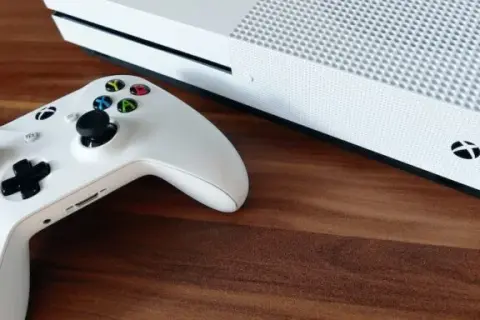 Xbox jaki wybrać: porównaj modele i znajdź idealną konsolę dla siebie