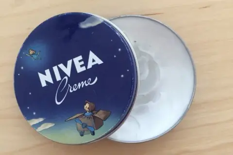 Czy krem NIVEA jest dobry na oparzenia? Sprawdź jego skuteczność