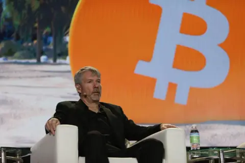 Dlaczego kryptowaluty spadają? Ekspert wyjaśnia przyczyny i strategie.