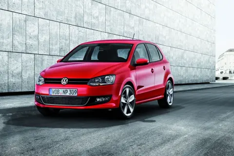 VW Polo 1.4: Pojemność baku, zasięg i spalanie (2024)