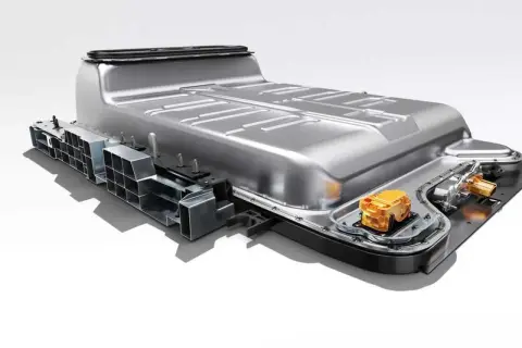 Dettaglio di un pacco batteria per auto elettrica, componente chiave per il costo batteria auto elettrica.