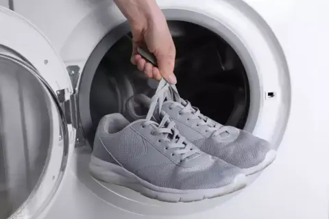 Jak suszyć buty w suszarce beko, aby ich nie uszkodzić?