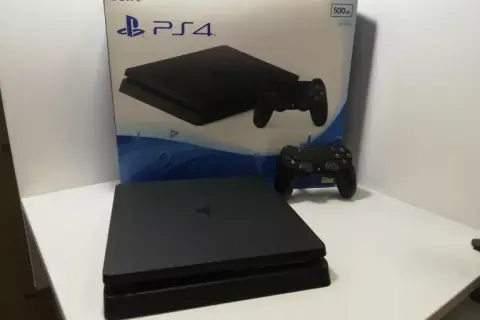 Ile dostanę za PS4 w lombardzie? Sprawdź aktualne ceny i porady