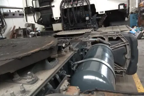 Ile litrów ma 1 kg gazu CNG? Praktyczne informacje o przeliczeniu