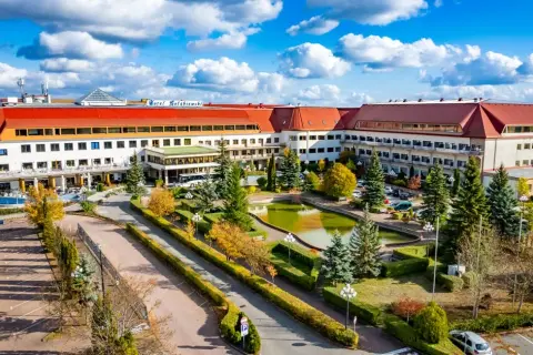 Hotel Gołębiewski Mikołajki – Kiedy powstał i jak się rozwinął