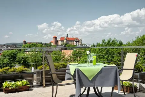 Gdzie zjeść w Ojcowie? Najlepsze restauracje i pstrąg ojcowski