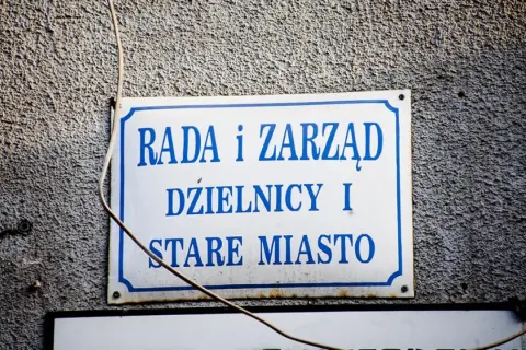 Ile zarabia radny osiedla? Zaskakujące fakty o dietach i wynagrodzeniach