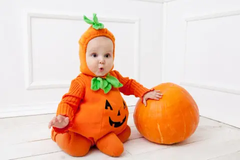 Jak zrobić strój dyni dla chłopca - kreatywne pomysły na Halloween